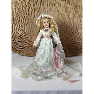 Ashley Belle Bride Doll Laced Dress/Hat Long Curly Blonde Hair 18" 97/18005